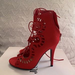 Red tie up heels w/ cutouts